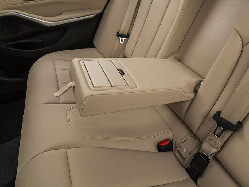 makes.bmw models.m3 IMAGE