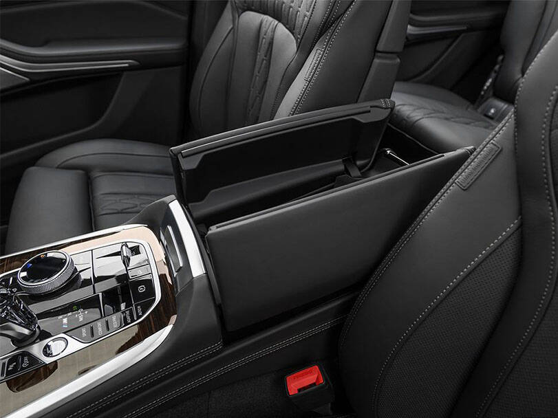 makes.bmw model_series.x7 IMAGE