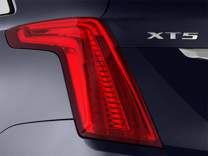 cadillac xt5 IMAGE