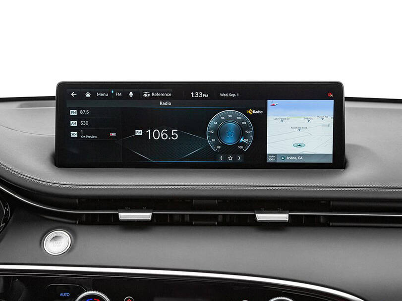 makes.genesis models.gv70 IMAGE