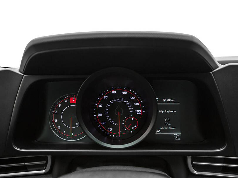 makes.hyundai models.elantra IMAGE