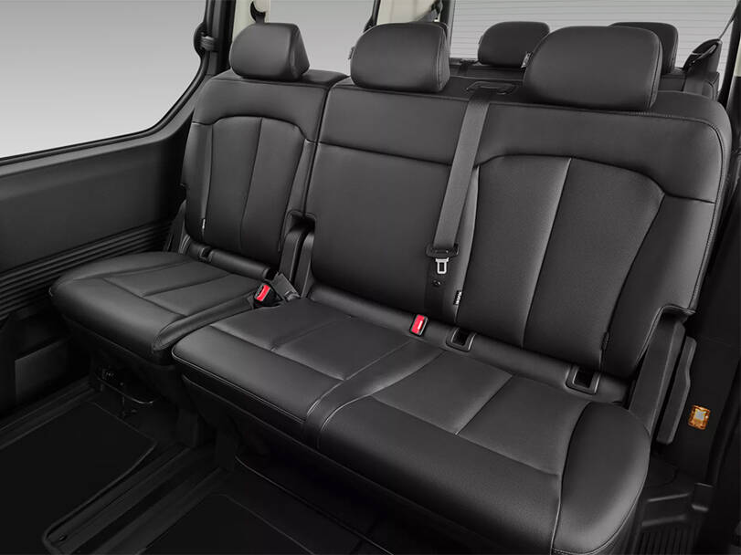 hyundai staria IMAGE