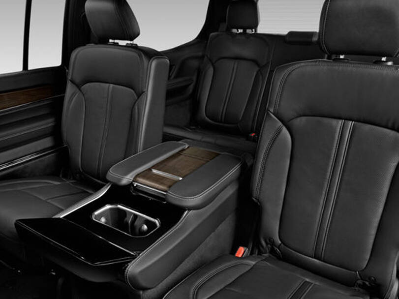 jeep grand-wagoneer IMAGE