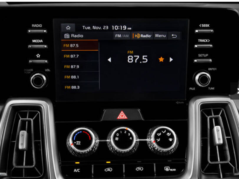 makes.kia models.sorento IMAGE