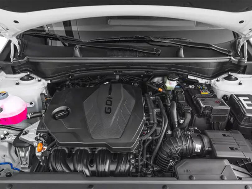 makes.kia models.sportage IMAGE