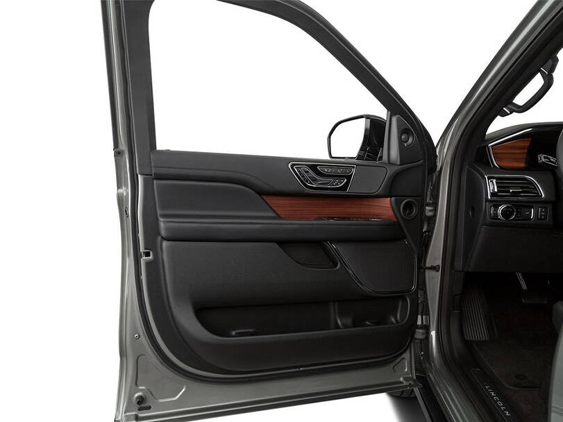 makes.lincoln models.aviator IMAGE