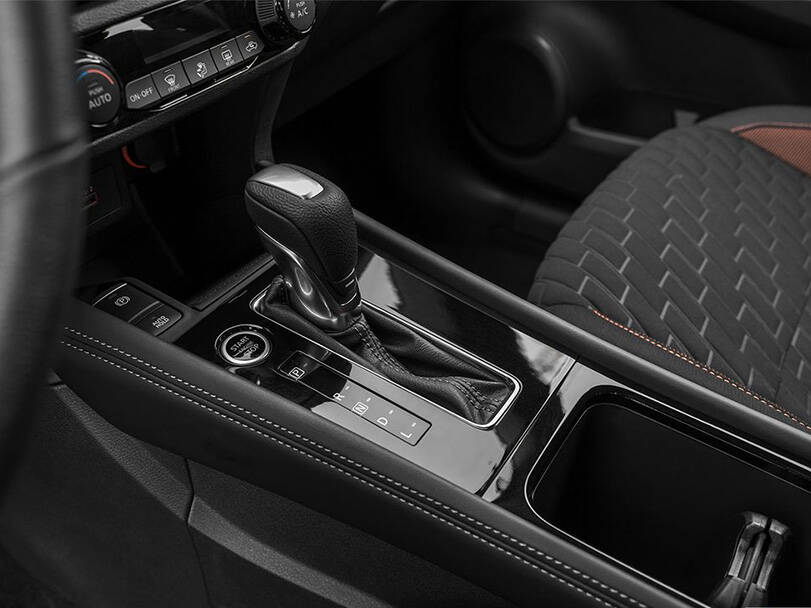 makes.nissan models.kicks IMAGE