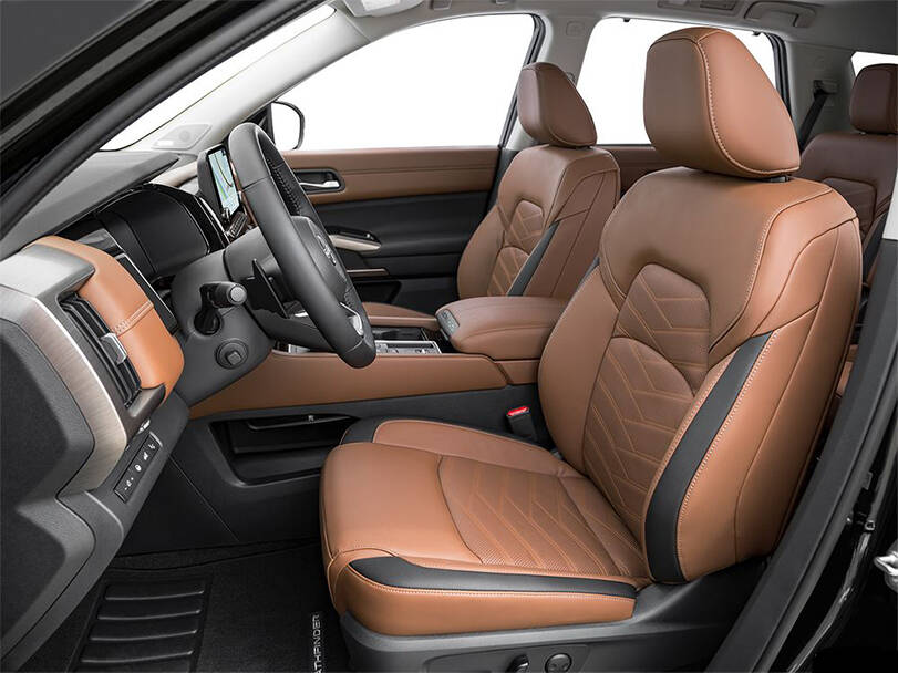 makes.nissan models.pathfinder IMAGE