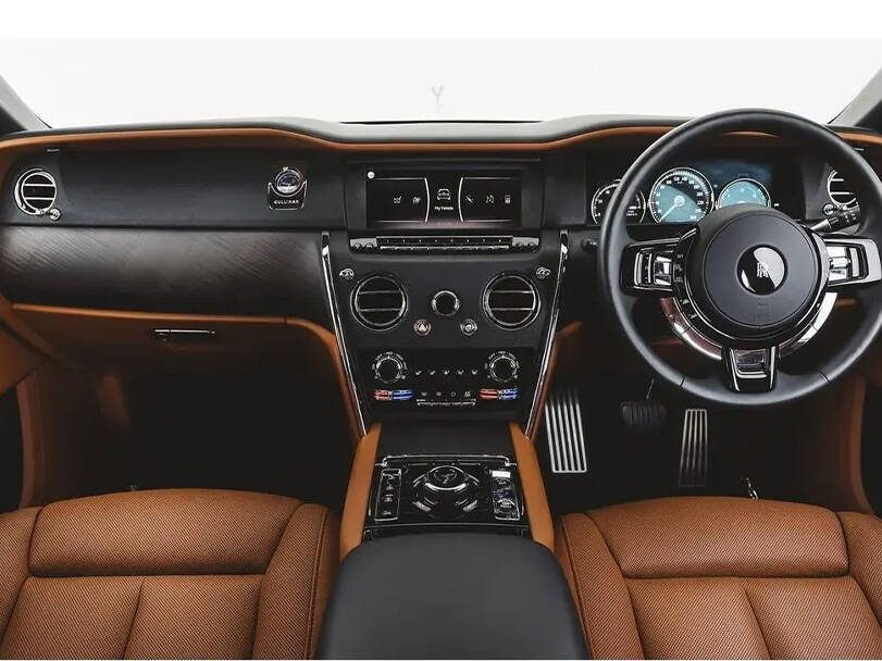 rolls-royce cullinan IMAGE