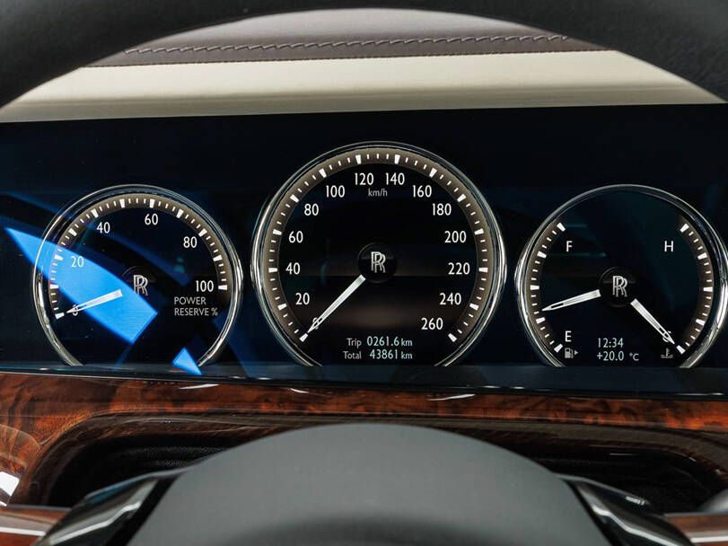 rolls-royce phantom IMAGE