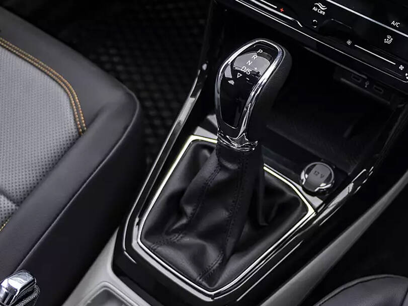 makes.skoda models.kushaq IMAGE