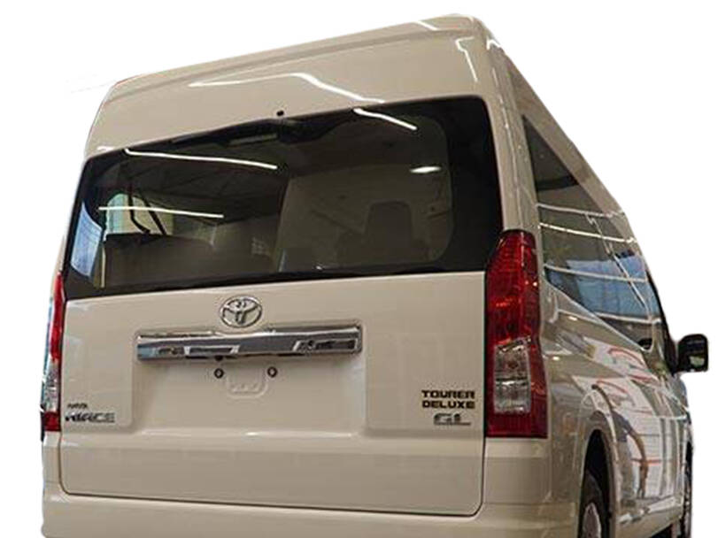 makes.toyota models.hiace IMAGE