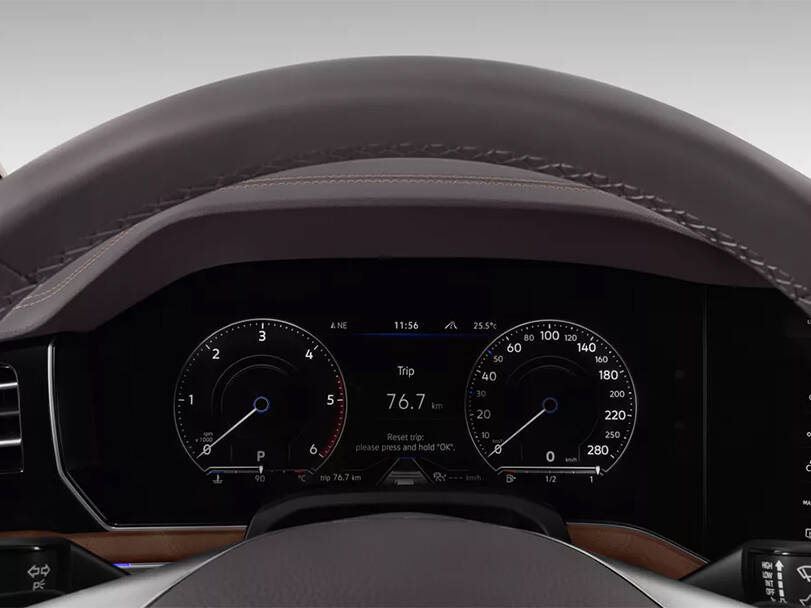 makes.volkswagen models.touareg IMAGE