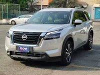 نيسان باثفندر