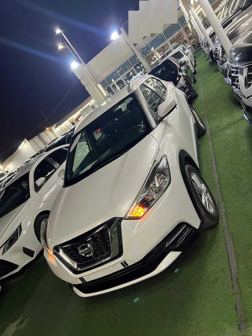 nissan kicks